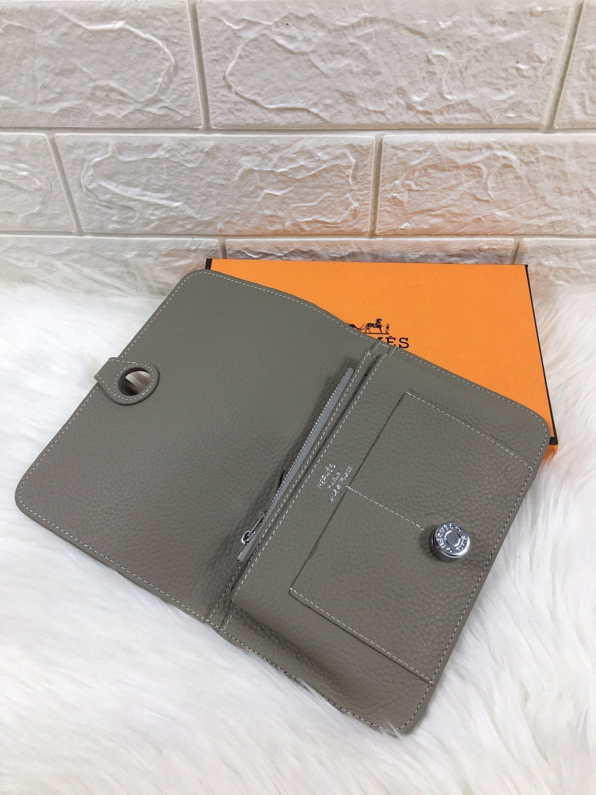 Hermes Dogon Wallet 20 Gray Grained Calfskin
