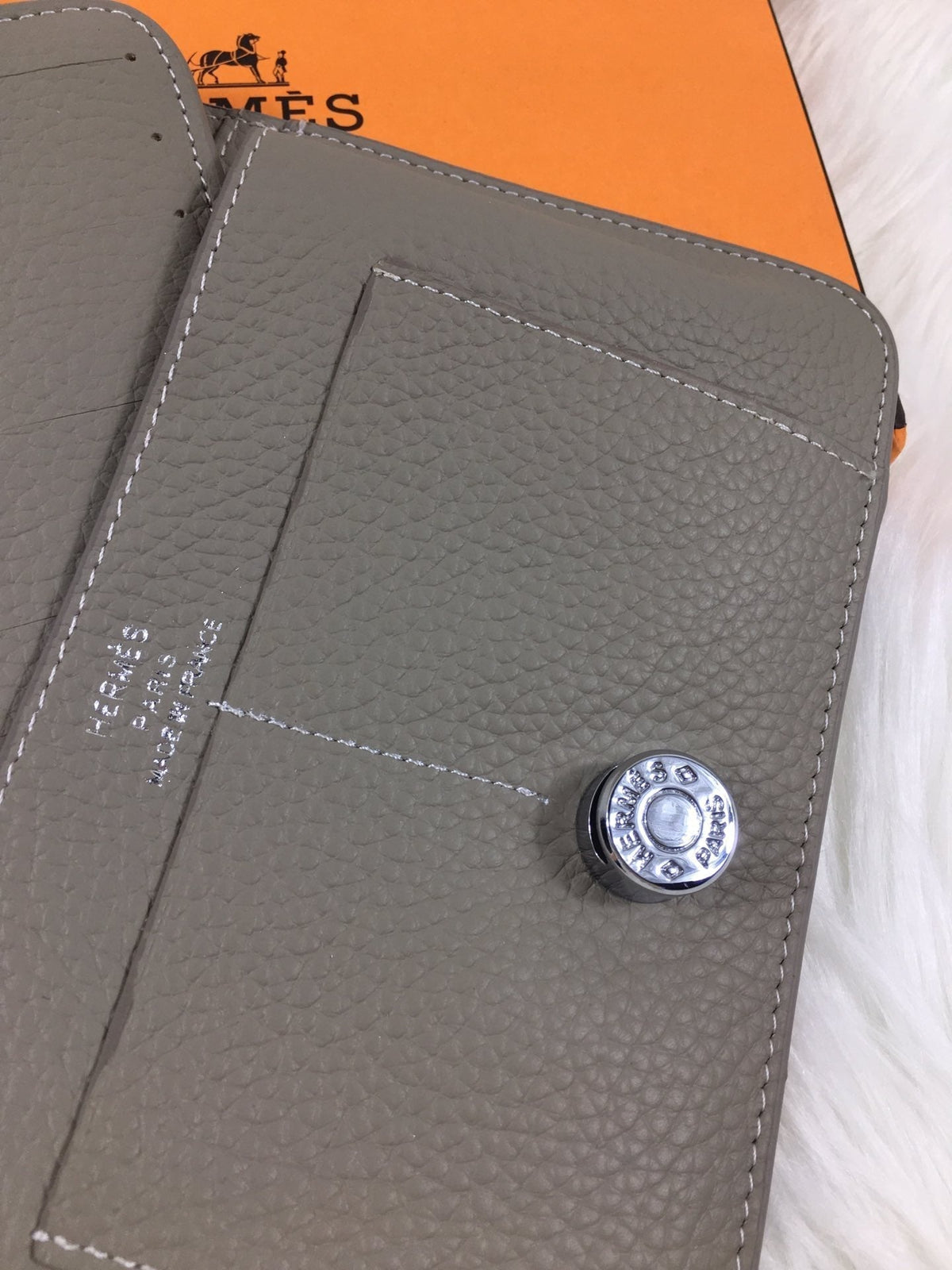 Hermes Dogon Wallet 20 Gray Grained Calfskin