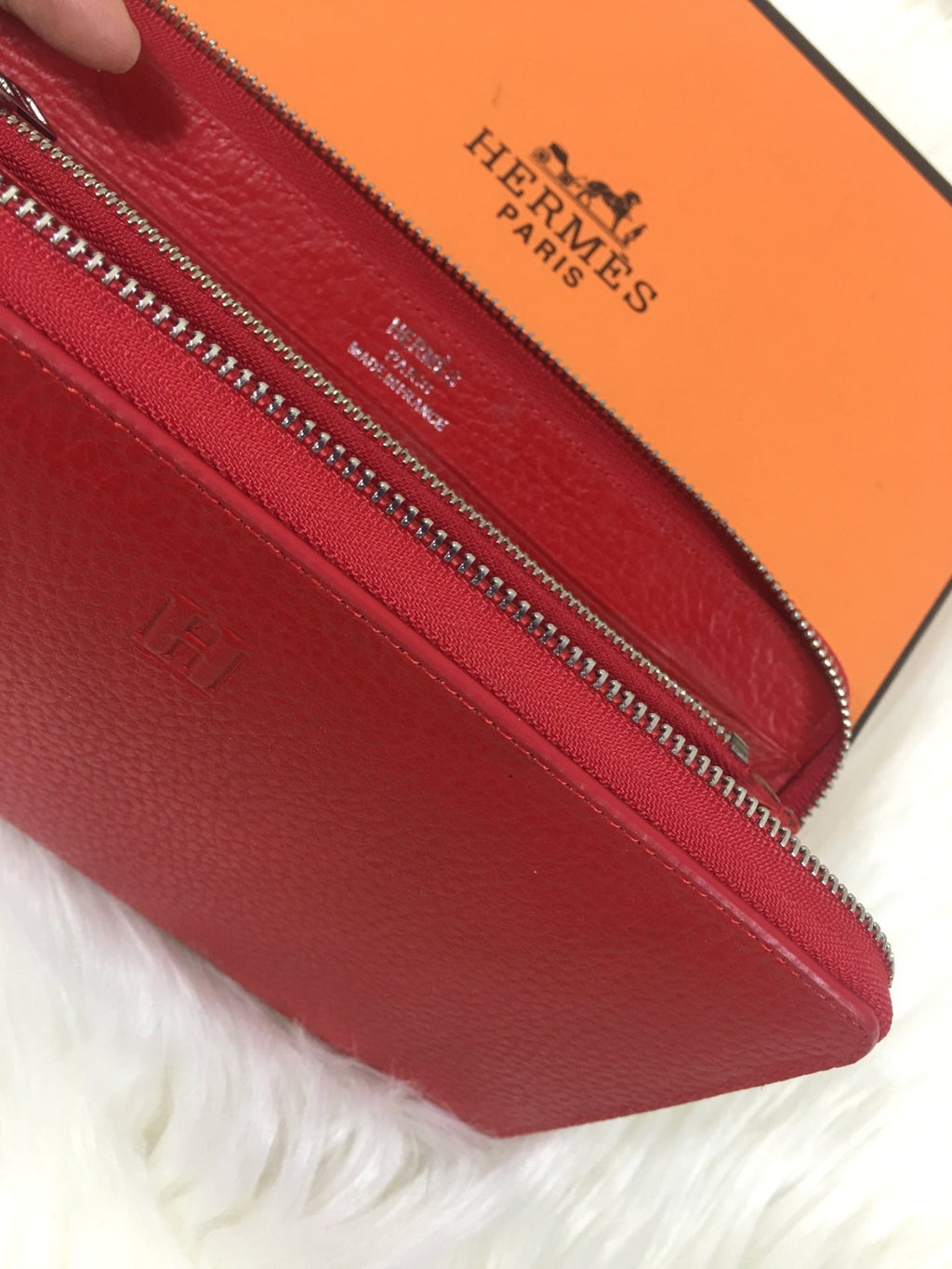 Hermes Silk'In Classic Wallet 20 Apple Grained Calfskin