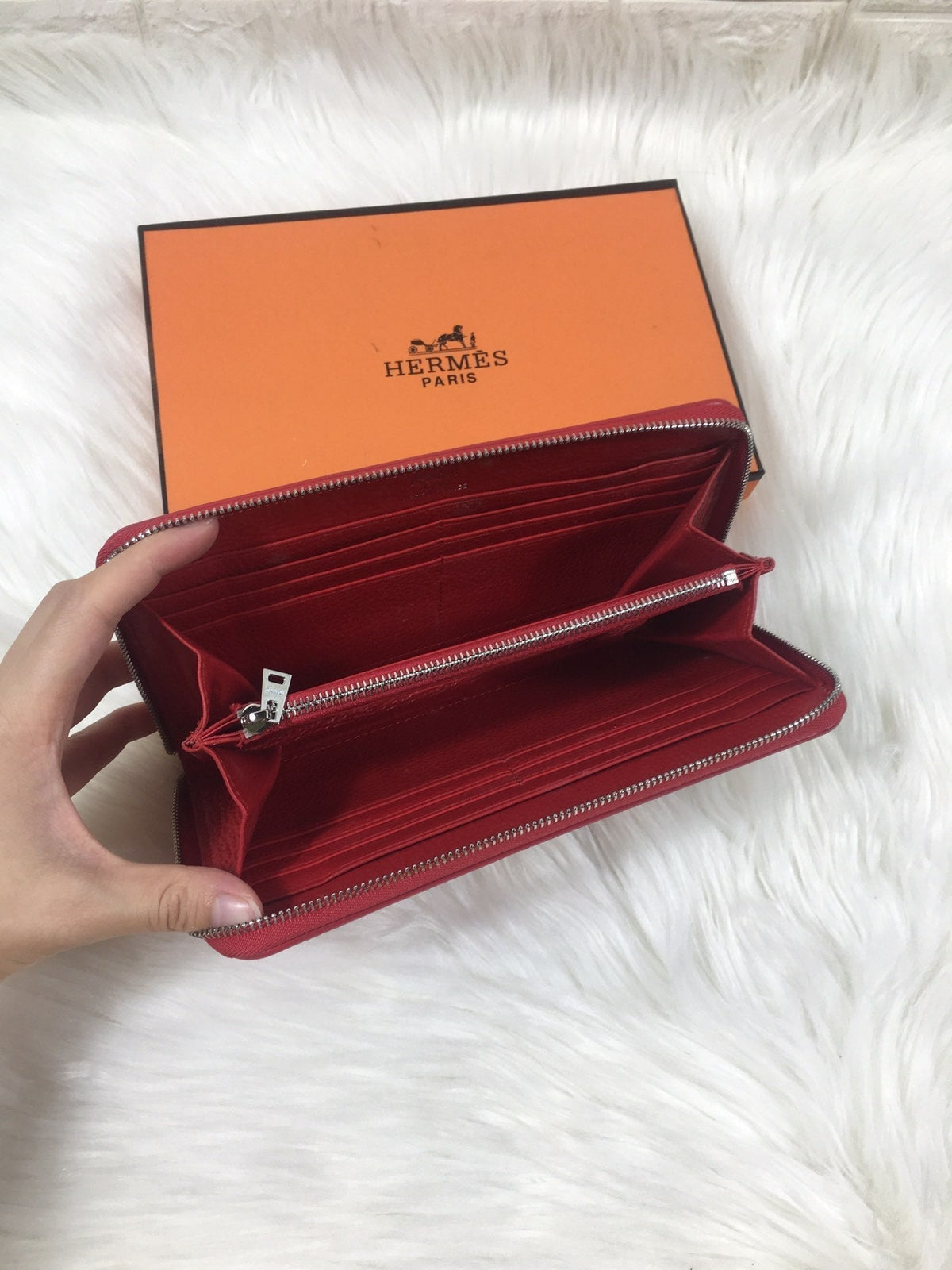 Hermes Silk'In Classic Wallet 20 Apple Grained Calfskin