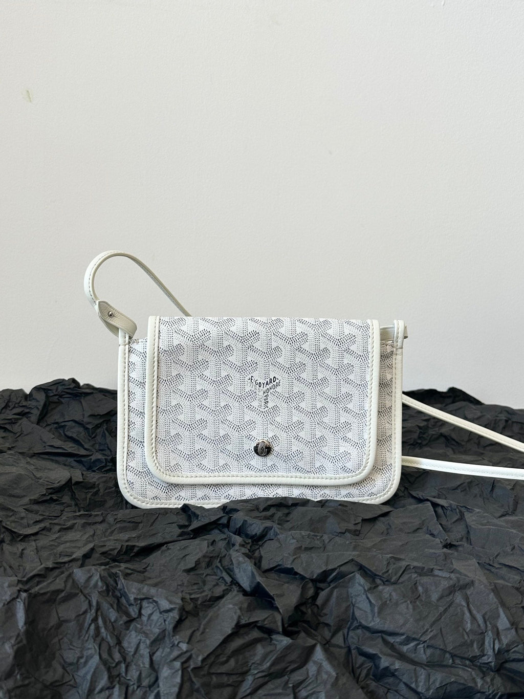Goyard Plumet Pocket Wallet 20 in White Goyardine Canvas and Lambskin Trim