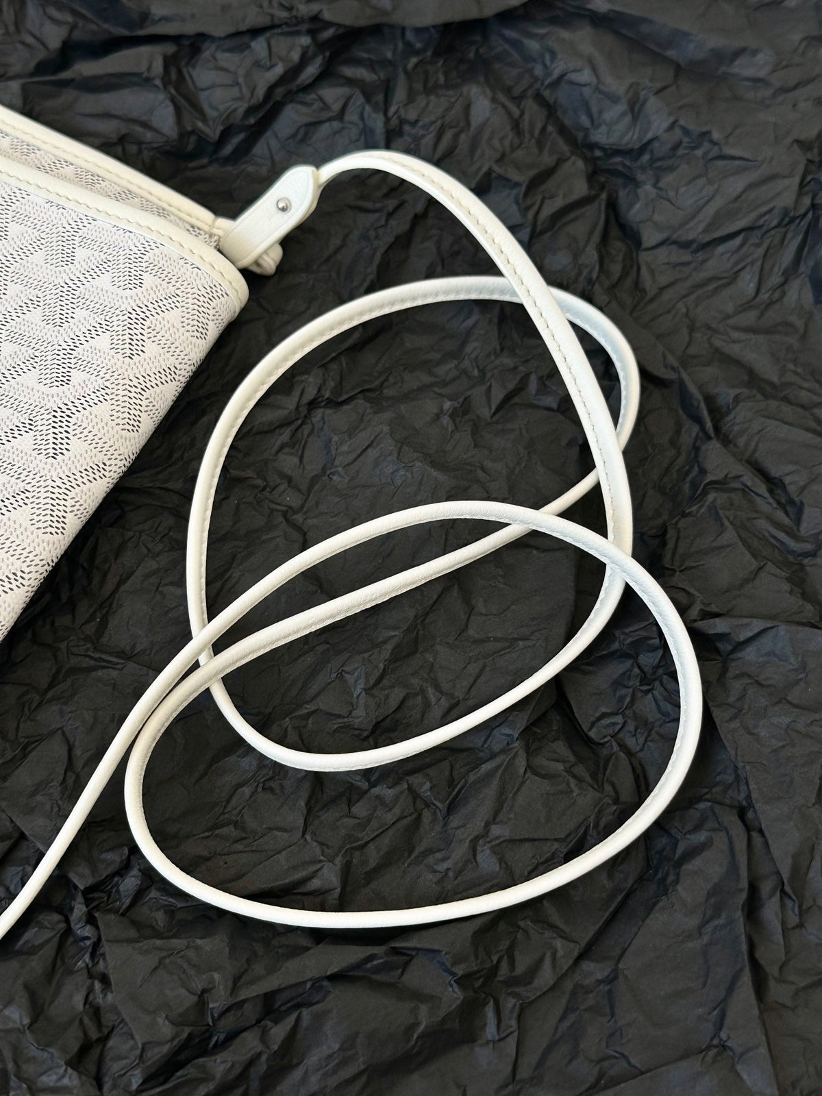 Goyard Plumet Pocket Wallet 20 in White Goyardine Canvas and Lambskin Trim