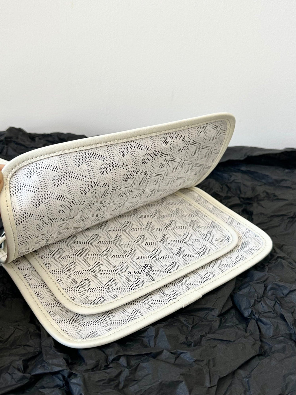 Goyard Plumet Pocket Wallet 20 in White Goyardine Canvas and Lambskin Trim