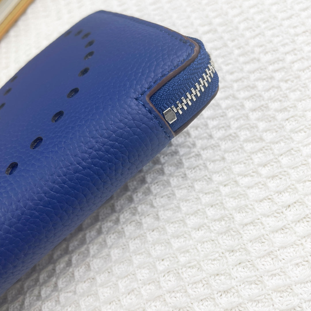 Hermes Silk'In Holed Classic Wallet 20 Cobalt Grained Calfskin