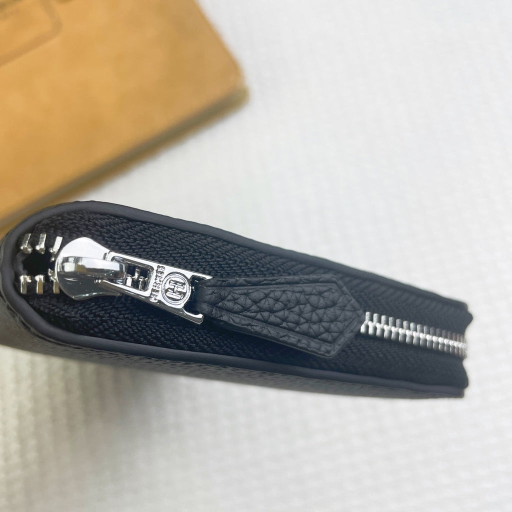 Hermes Silk'In Classic Wallet 20 Black Grained Calfskin
