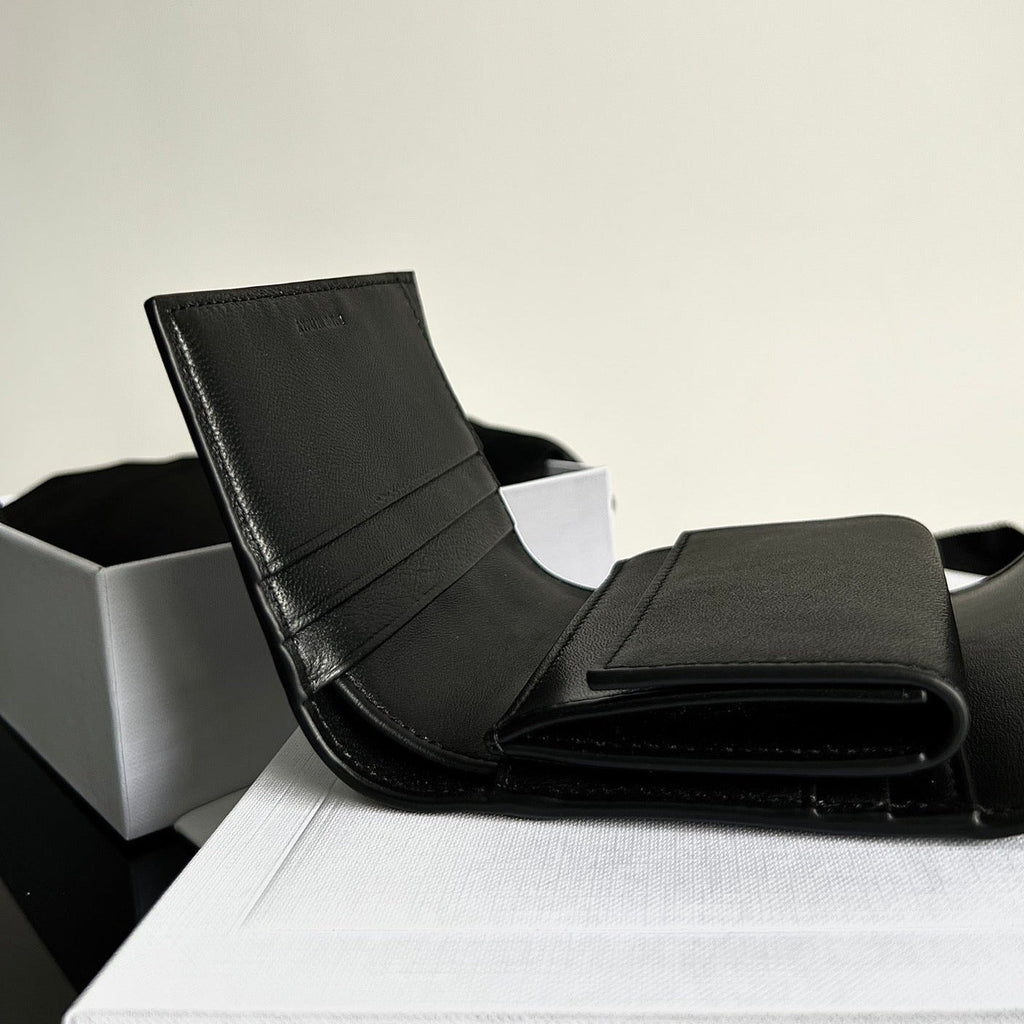 Celine Triomphe 10 Calfskin Wallet Black