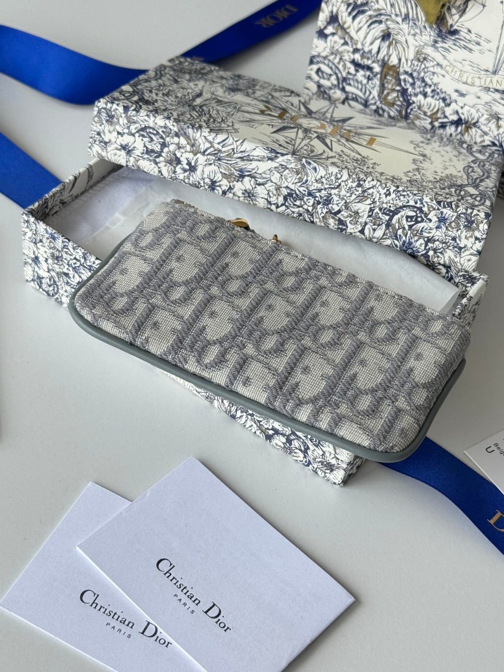 Dior 25S Travel Myrte Zipped Key Case 14 in Gray Oblique Jacquard Canvas