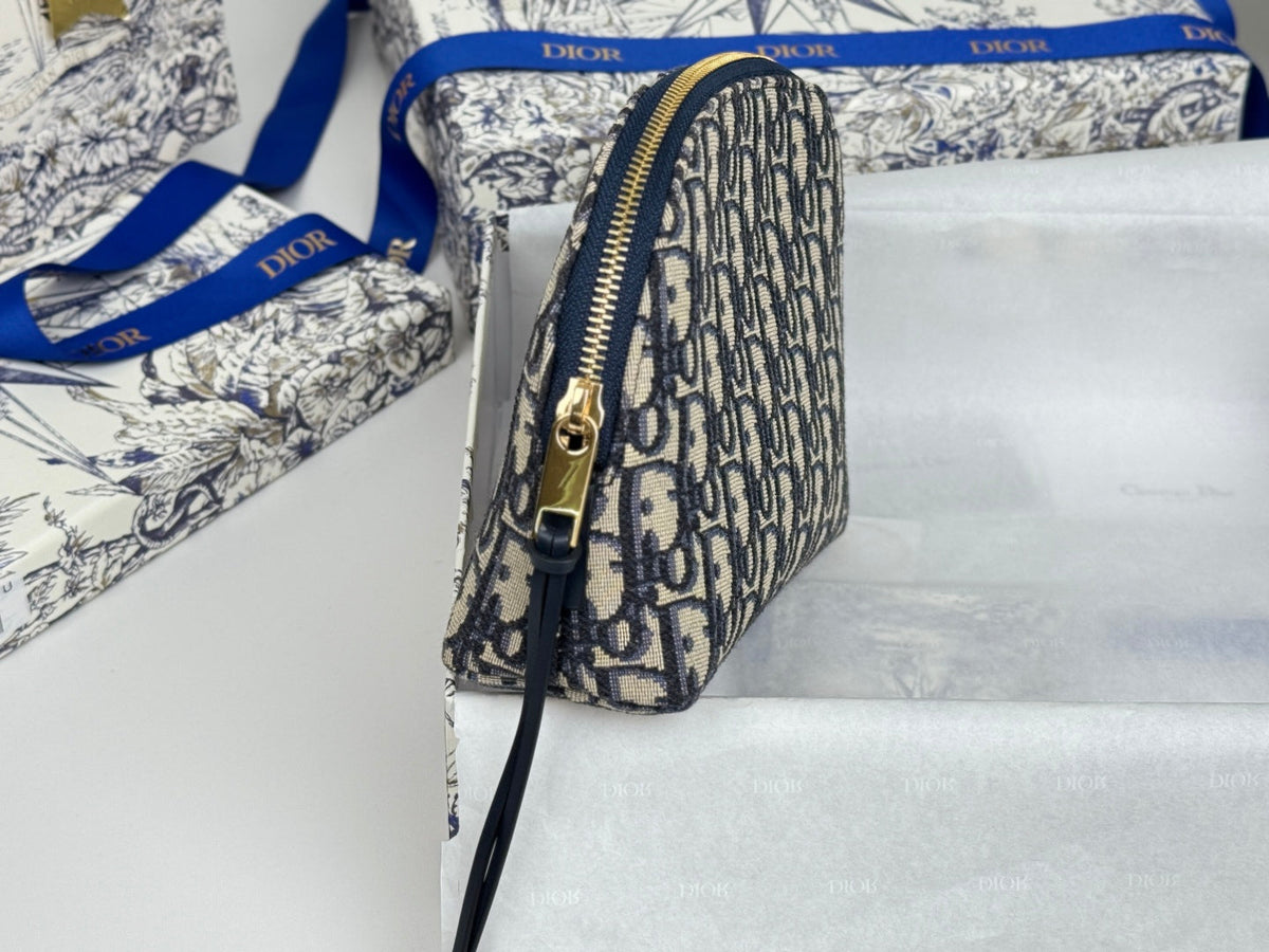 Dior 25S 30 Montaigne Clutch Bag 24 in Blue Oblique Jacquard