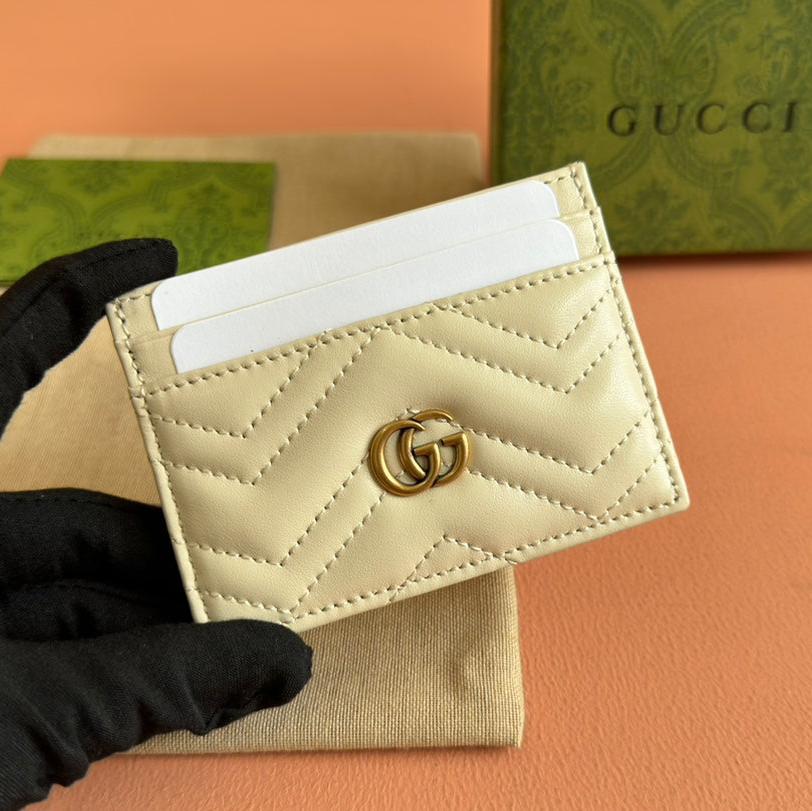 Gucci Marmont Quilted Card Holder 10 in Light Yellow Calfskin