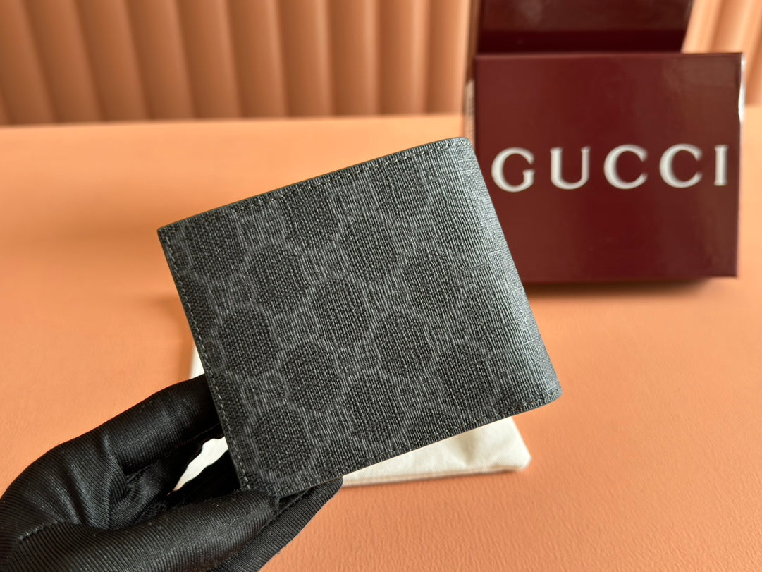 Gucci Interior Bi-Fold Wallet 11 in Grey Calfskin
