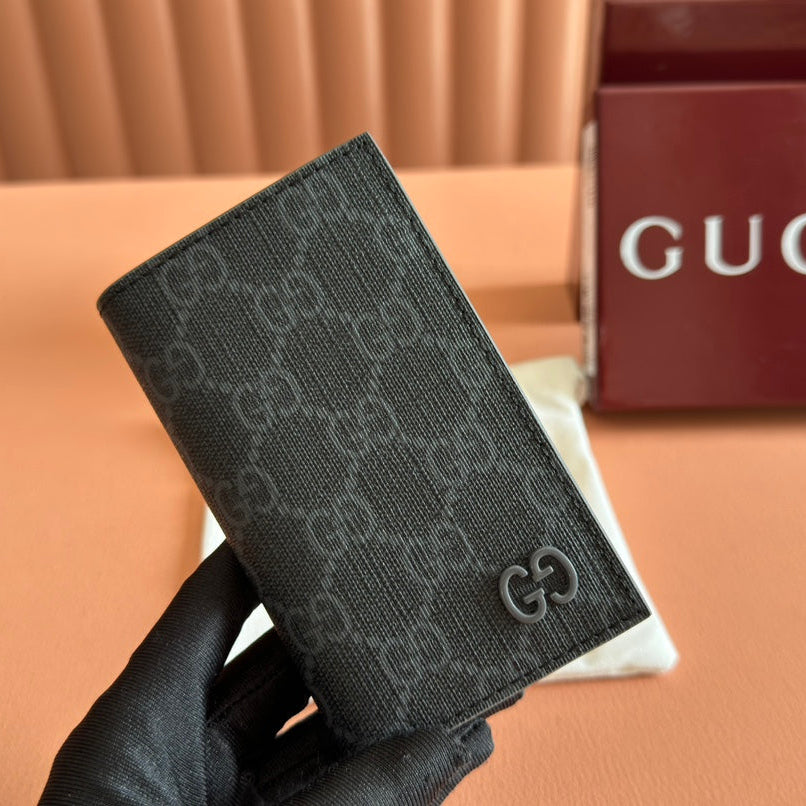 Gucci Interior Passport Case 12 in Grey Calfskin