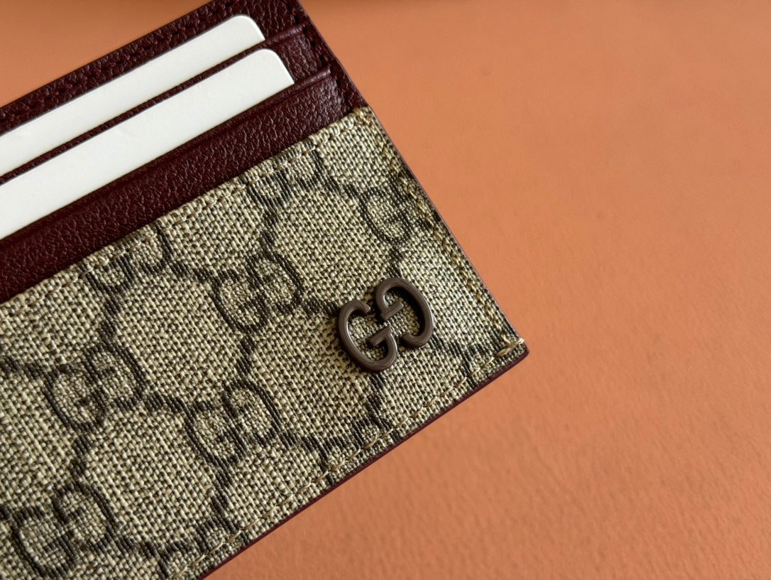 Gucci Card Case 10 in Beige and Red Calfskin