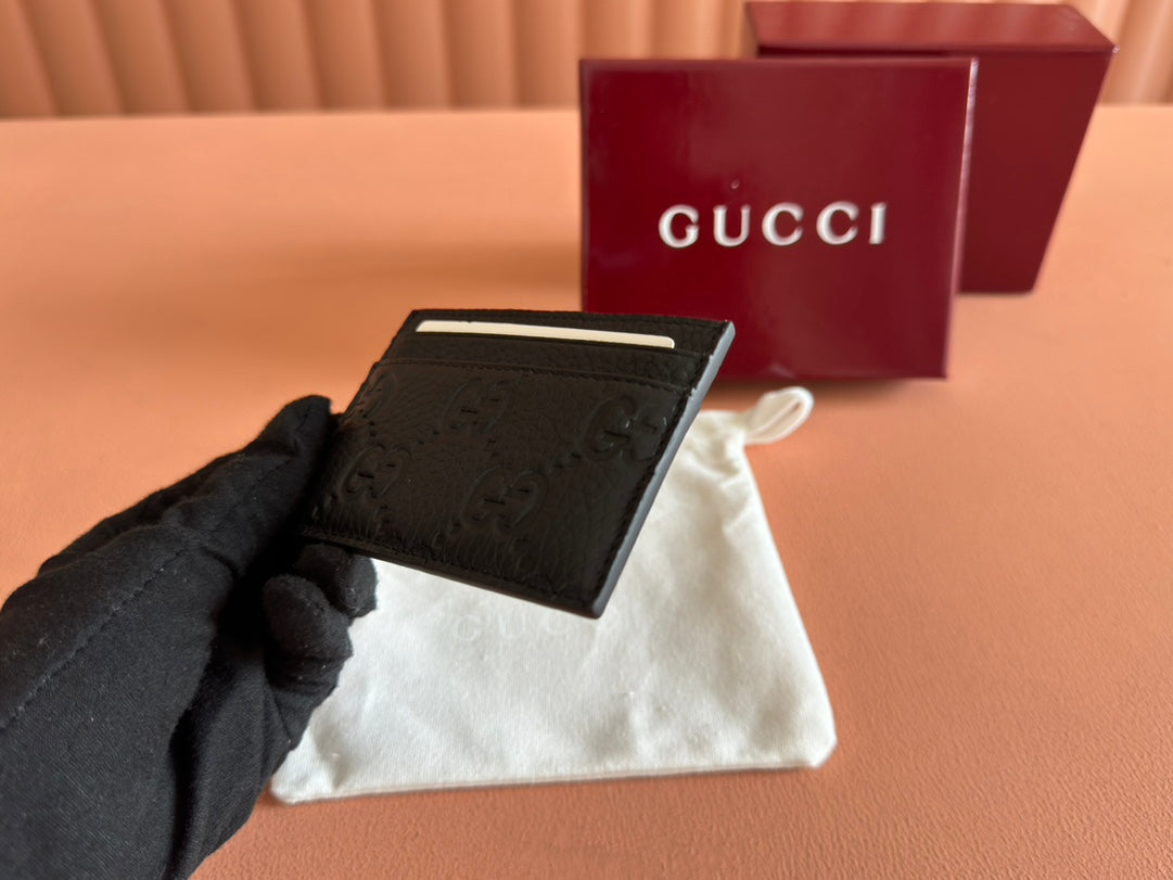 Gucci Emblem Card Case 10 in Black Grainy Calfskin