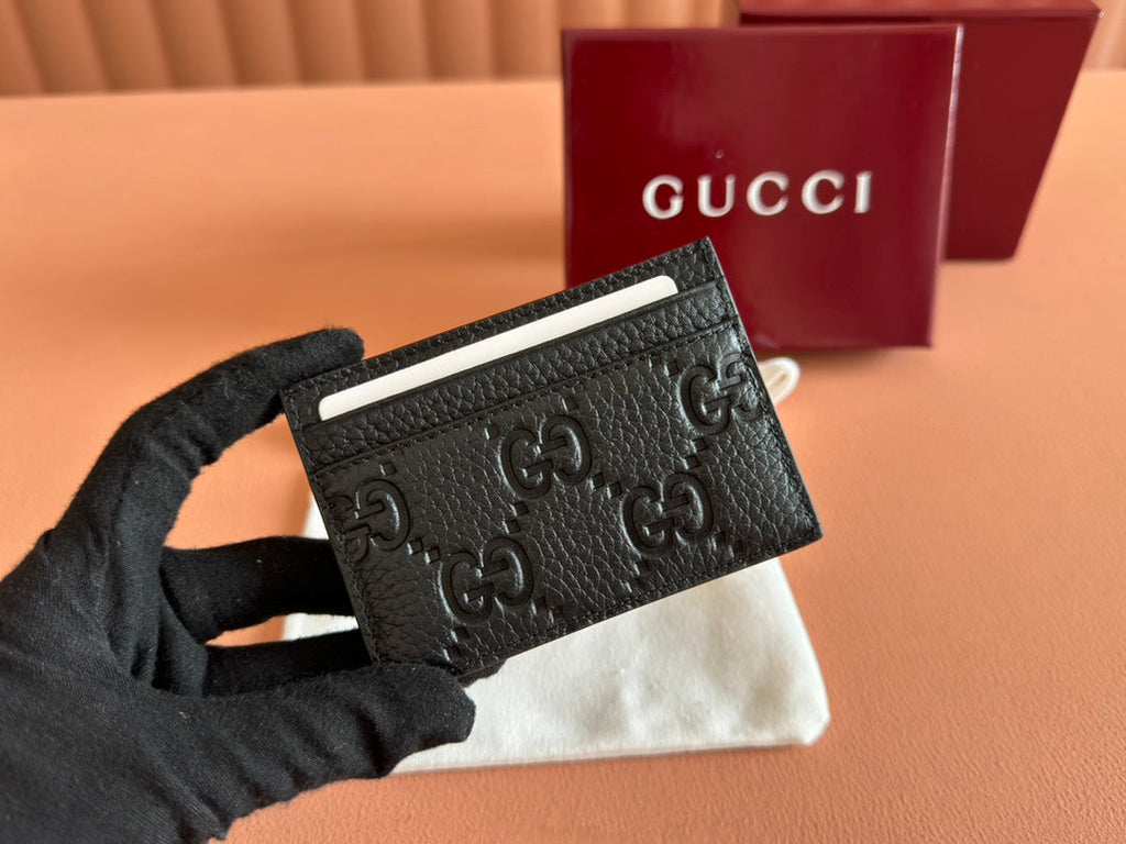 Gucci Emblem Card Case 10 in Black Grainy Calfskin