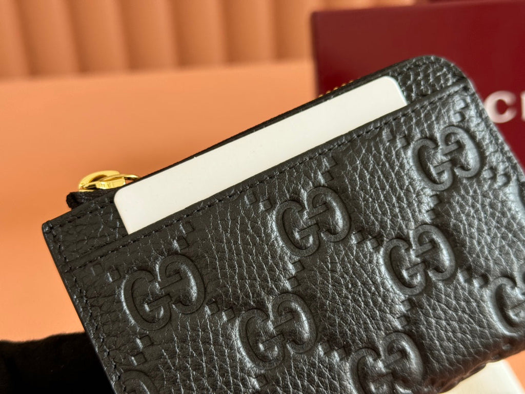 Gucci Emblem Zip Card Case 13 in Black Grainy Calfskin