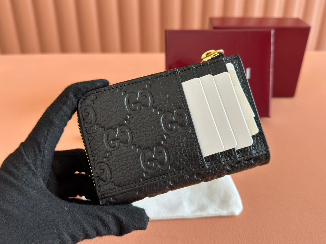 Gucci Emblem Zip Card Case 13 in Black Grainy Calfskin