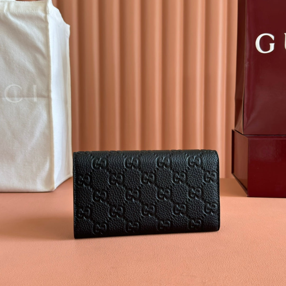 Gucci Emblem Continental Wallet 19 in Black Smooth Calfskin