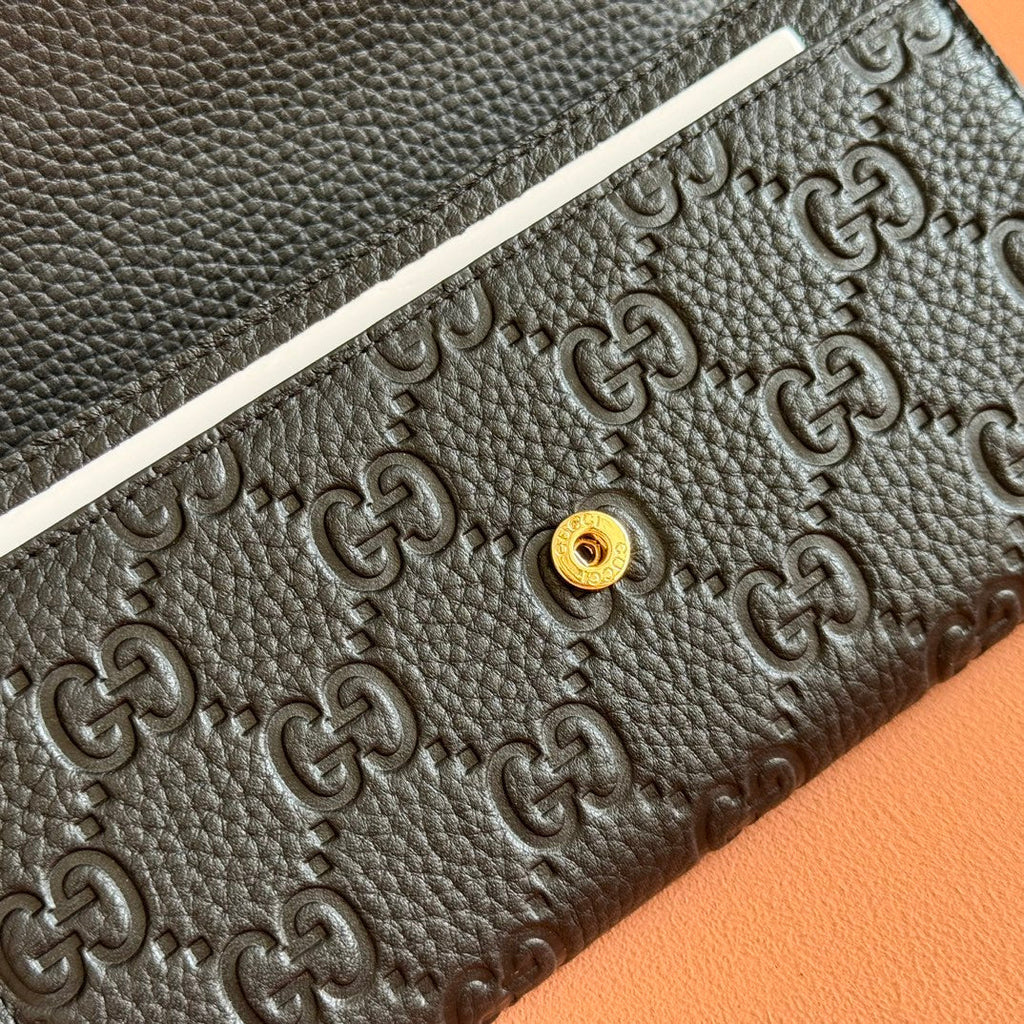 Gucci Emblem Continental Wallet 19 in Black Smooth Calfskin