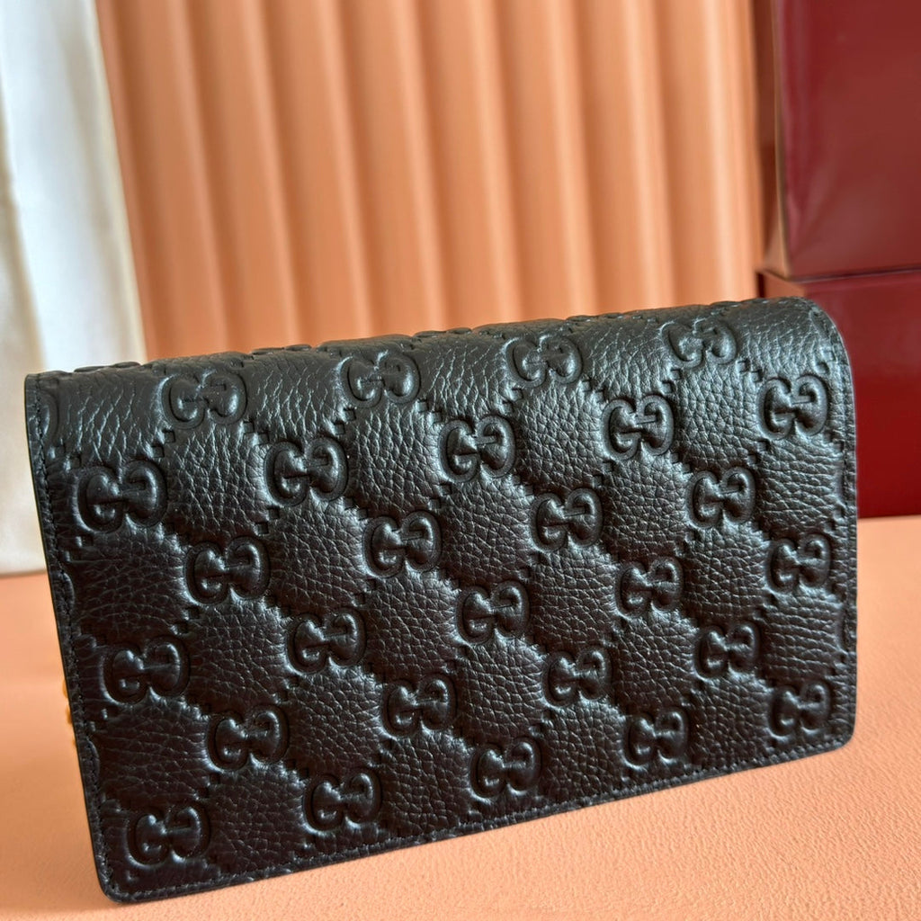 Gucci Emblem Wallet On Chain 20 in Black Smooth Calfskin