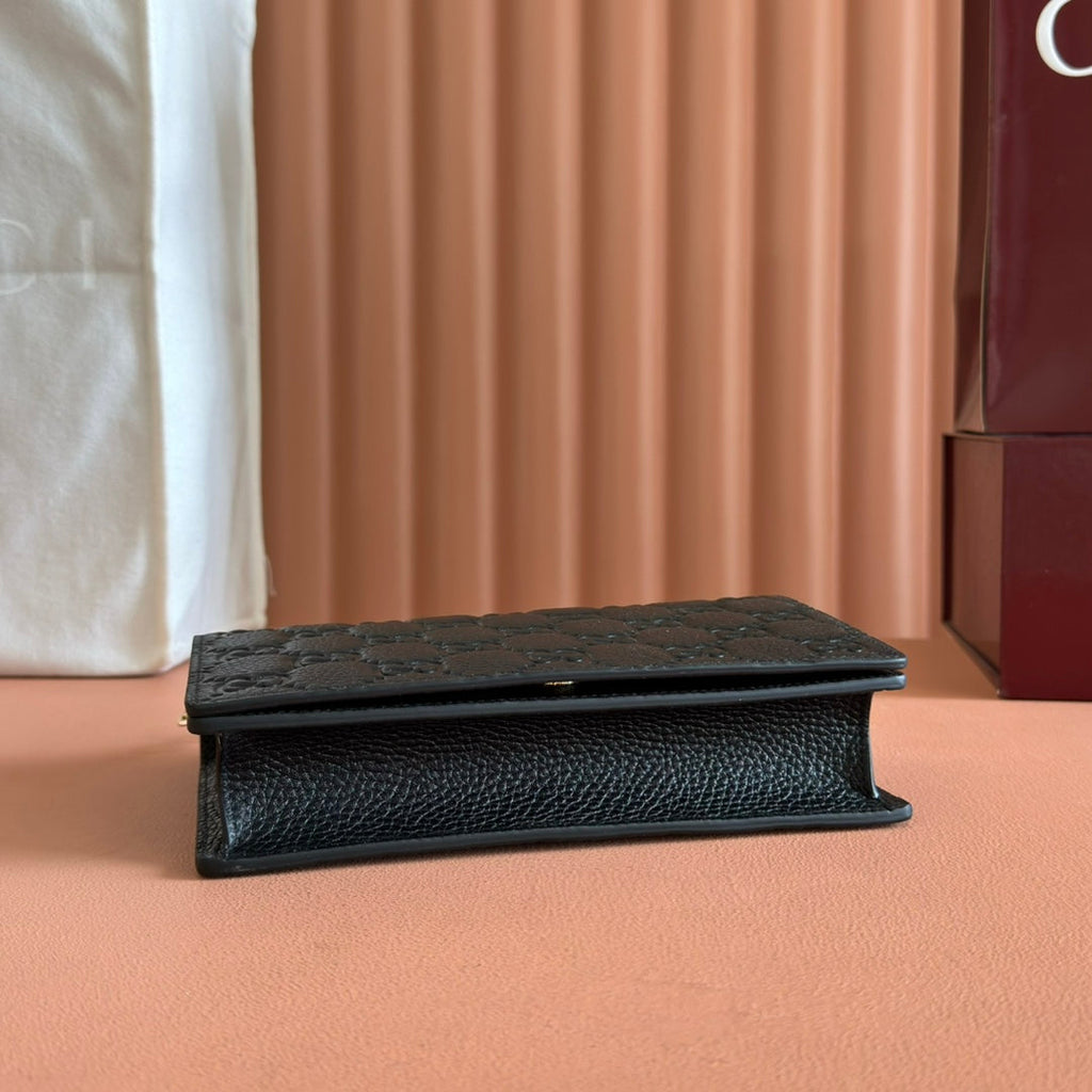 Gucci Emblem Wallet On Chain 20 in Black Smooth Calfskin