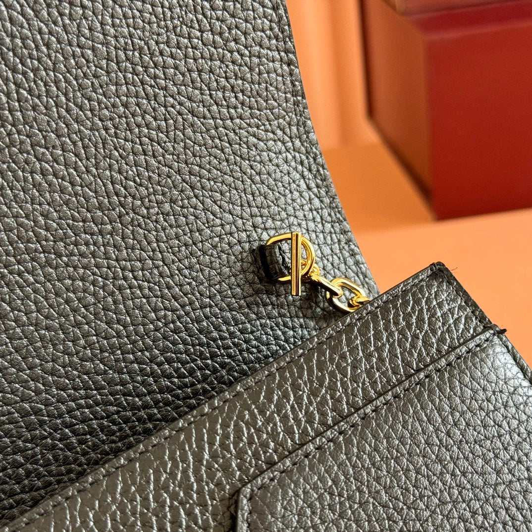 Gucci Emblem Wallet On Chain 20 in Black Smooth Calfskin