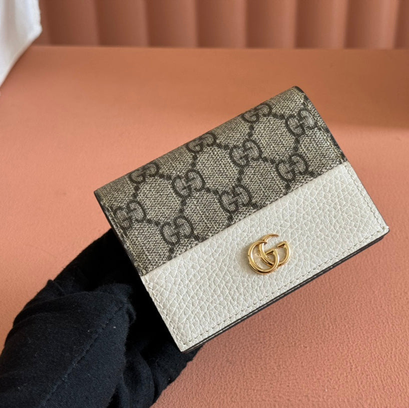 Gucci Marmont Bi-Colour Card Case Wallet 11 in Beige Ebony Canvas White Calfskin