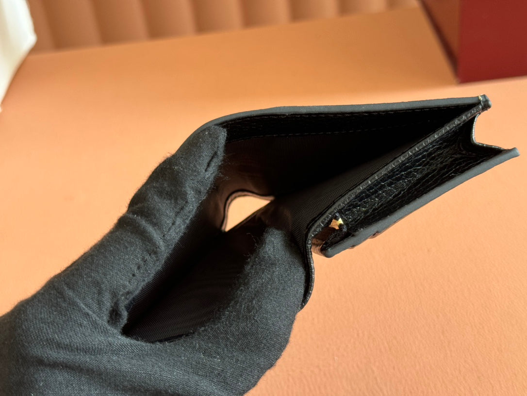 Gucci Marmont Bi-Colour Card Case Wallet 11 in Beige Ebony Canvas Black Calfskin