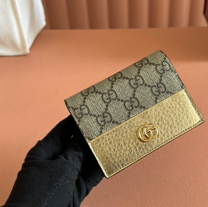 Gucci Marmont Bi-Colour Card Case Wallet 11 in Beige Ebony Canvas Gold Glossy Calfskin