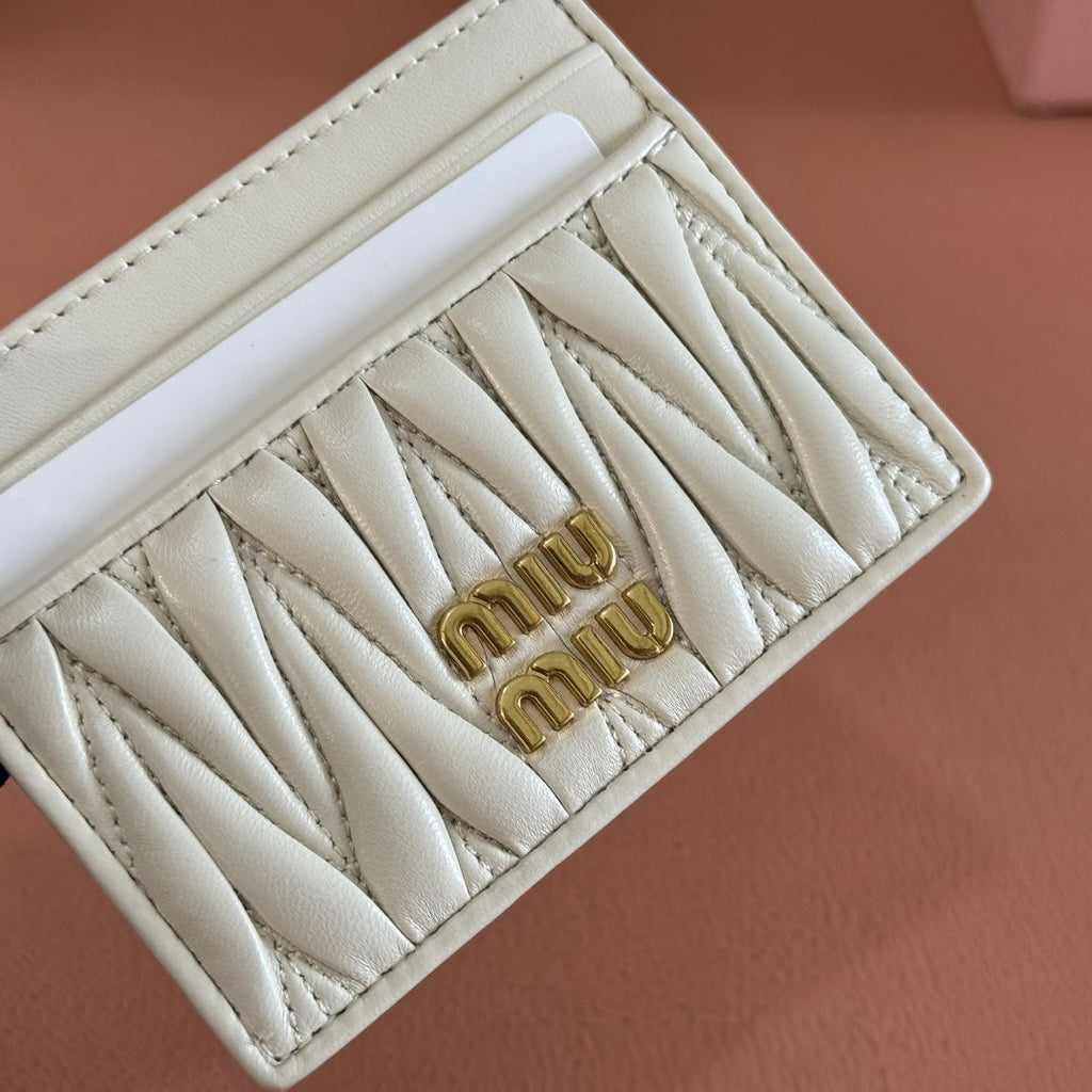 Matelassé Nappa Leather Card Holder White