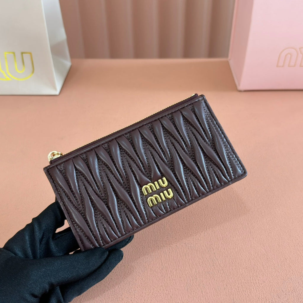 Matelassé Leather Envelope Wallet Dark Brown