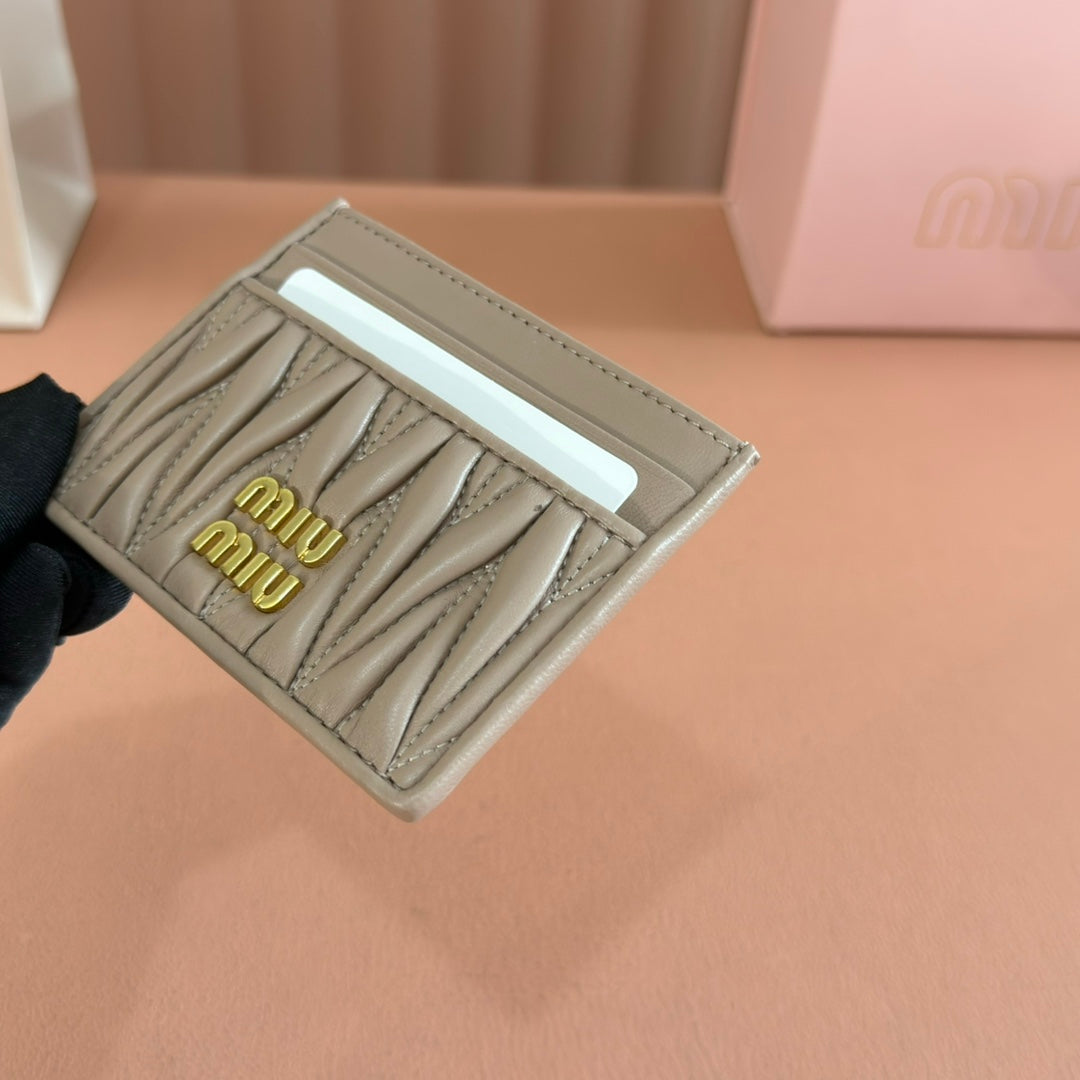 MM Matelassé Card Holder 10.5 in Beige Calfskin