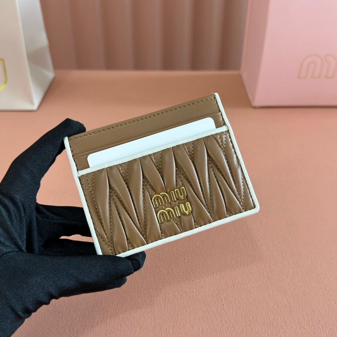 Matelassé Nappa Leather Card Holder Brown
