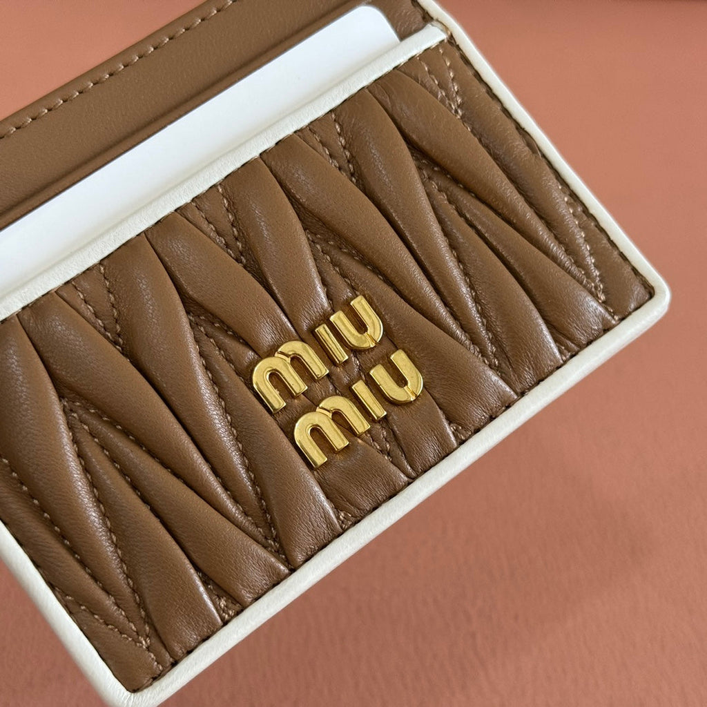 Matelassé Nappa Leather Card Holder Brown