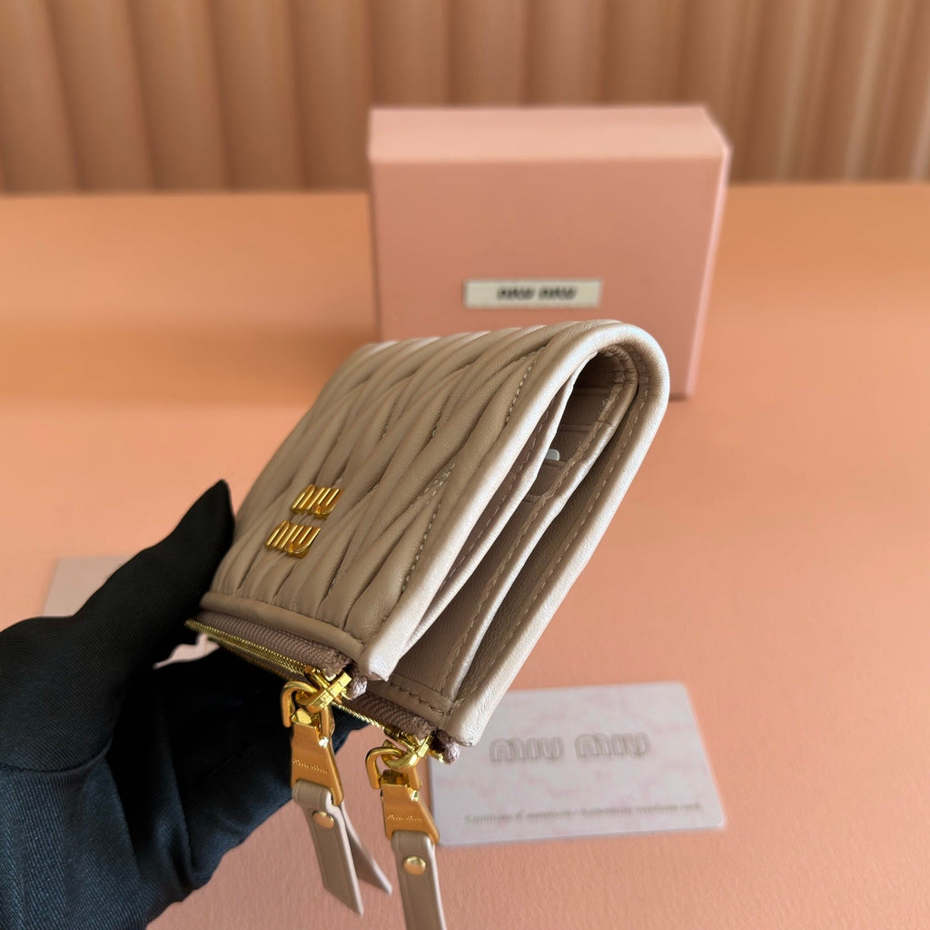 Miu Miu 26S Small Matelasse Card Holder 11 in Light Brown Calfskin Gold Hardware