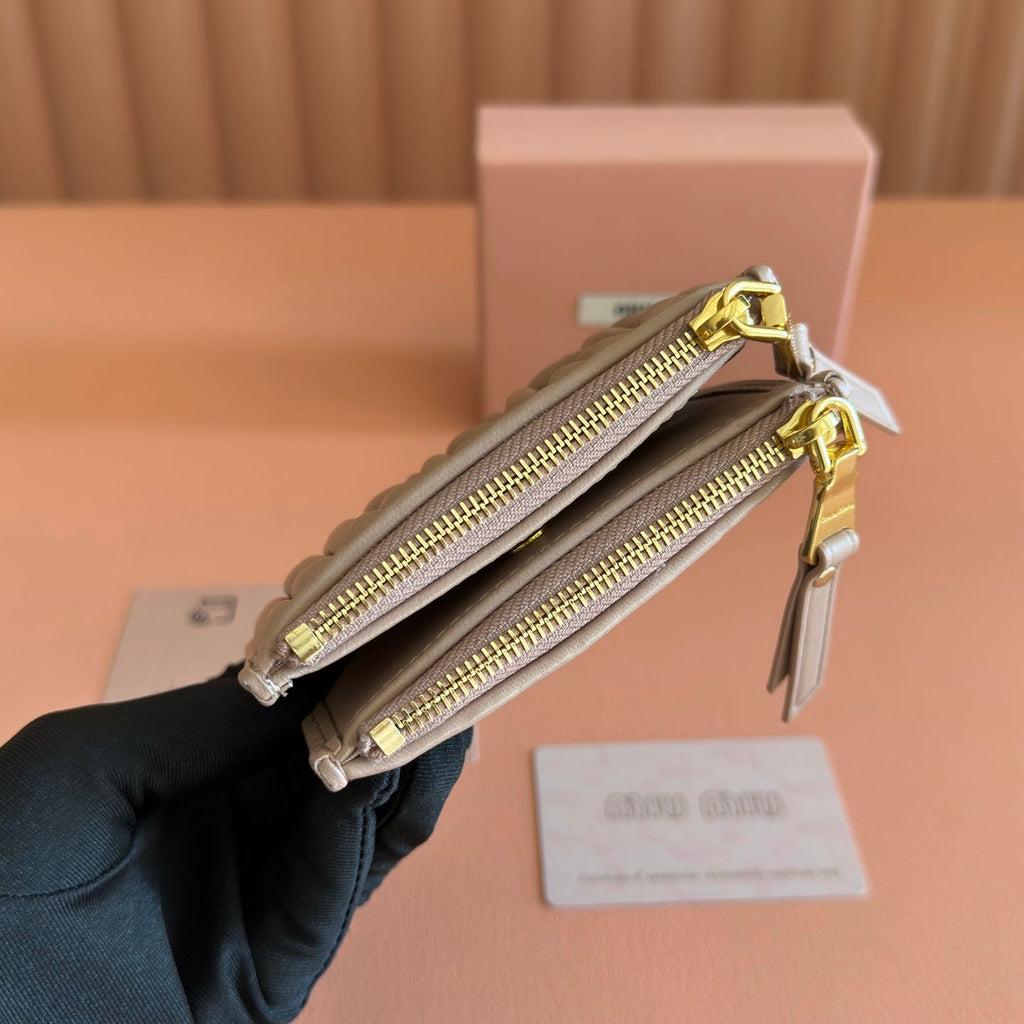 Miu Miu 26S Small Matelasse Card Holder 11 in Light Brown Calfskin Gold Hardware