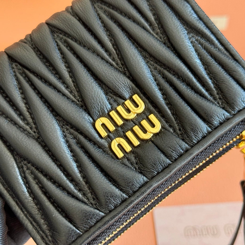 Miu Miu 26S Small Matelasse Card Holder 11 in Black Calfskin Gold Hardware