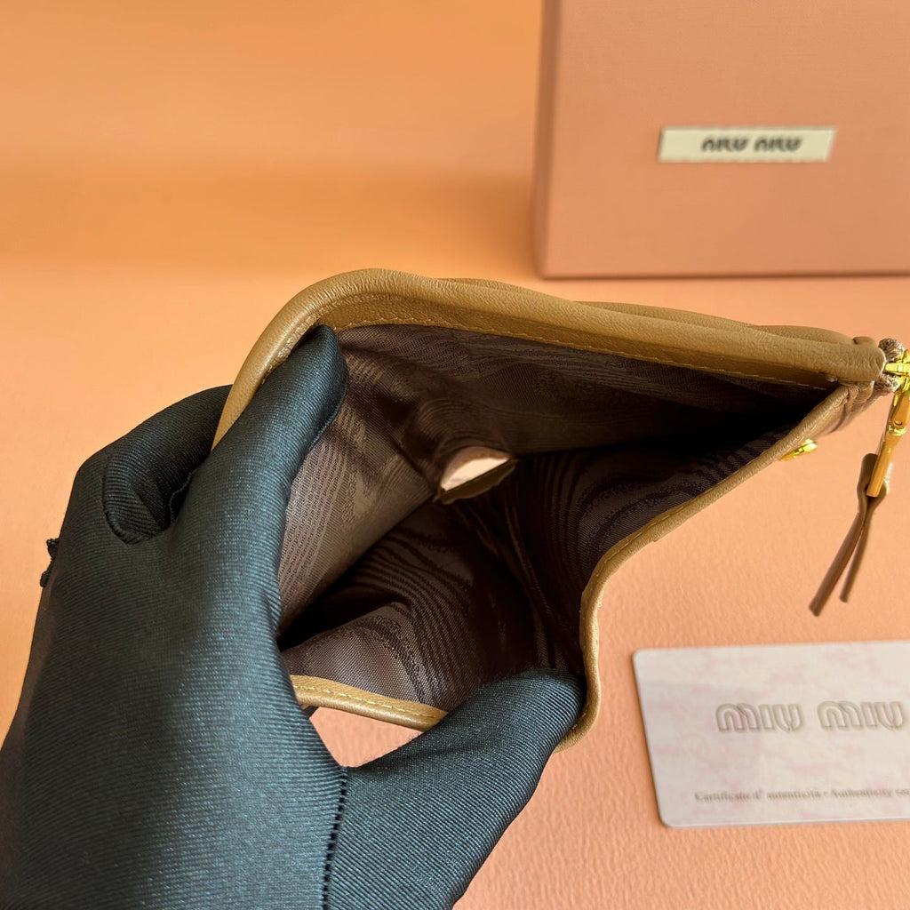 Miu Miu 26S Small Matelasse Card Holder 11 in Brown Calfskin Gold Hardware