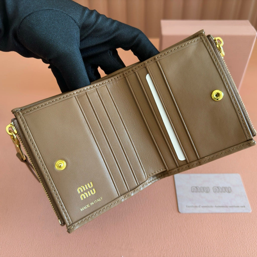 Miu Miu 26S Small Matelasse Card Holder 11 in Brown Calfskin Gold Hardware
