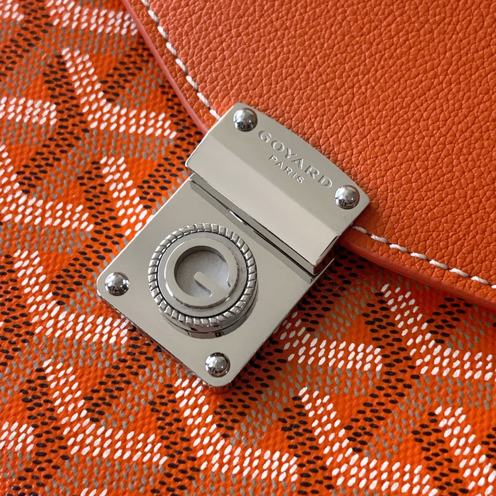 Goyard Chypre Wallet-Pouch 21 in Orange Goyardine Canvas and Calfskin