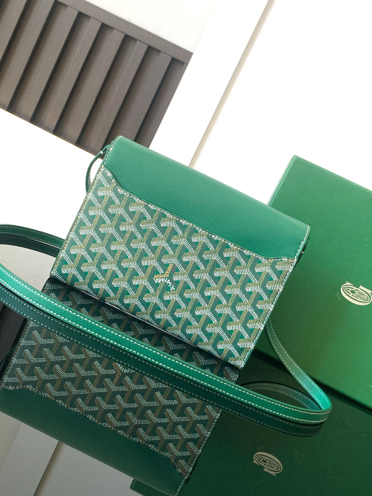 Goyard Chypre Wallet-Pouch 21 in Green Goyardine Canvas and Calfskin