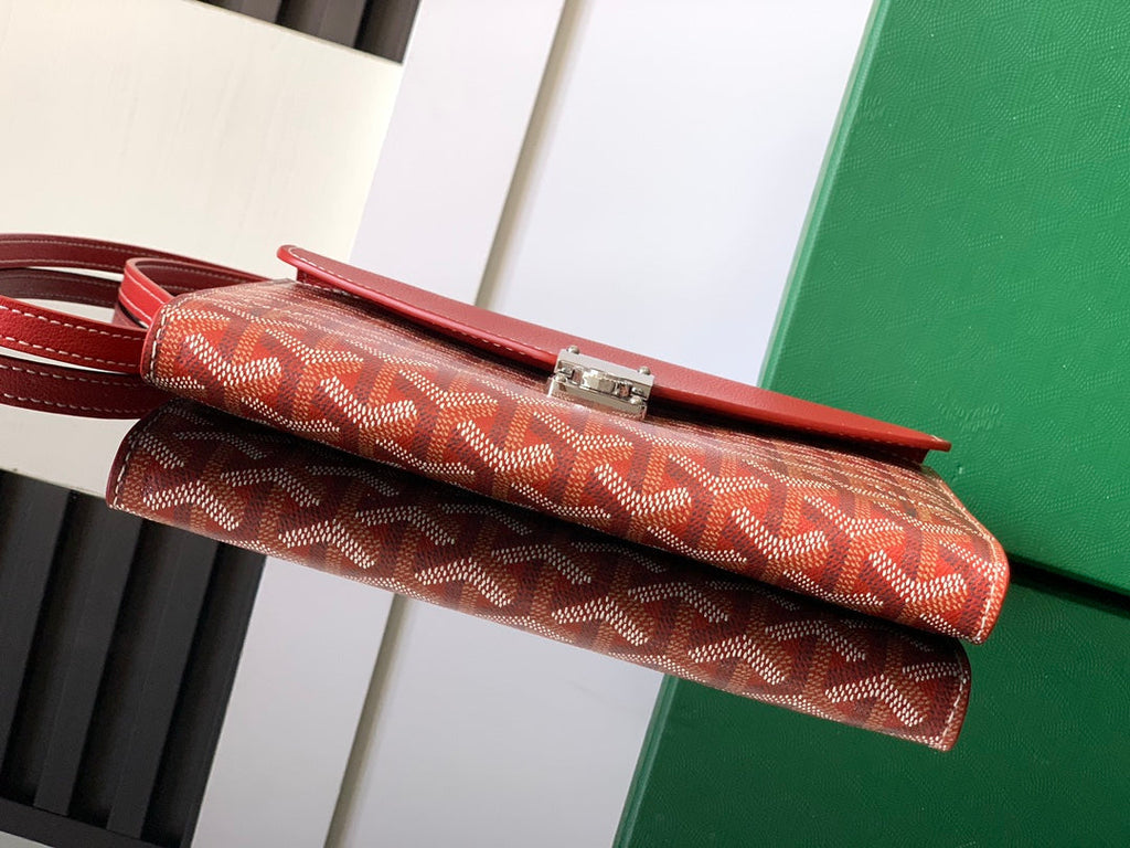 Goyard Chypre Wallet-Pouch 21 in Classic Red Goyardine Canvas and Calfskin