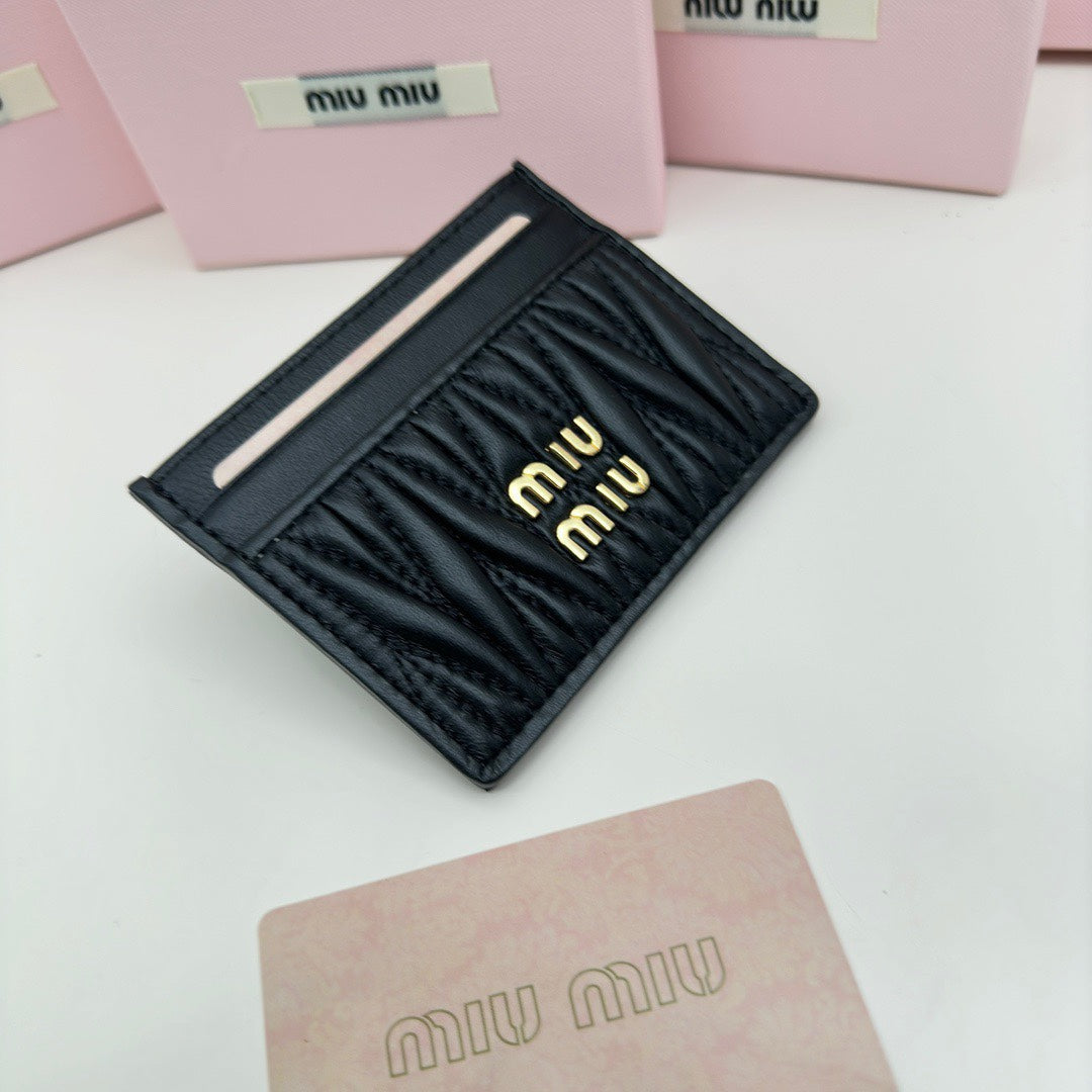 Small Cardholder 10 in Black Lambskin
