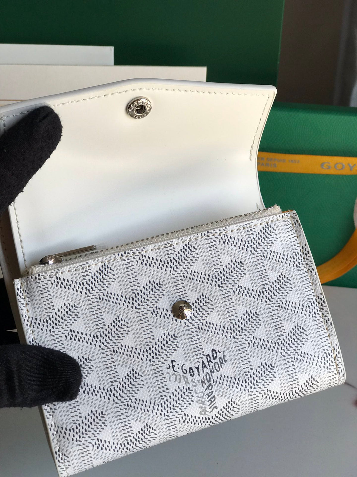 Goyard Saint-Gabriel Wallet 12 in White Calfskin and Goyardine Canvas