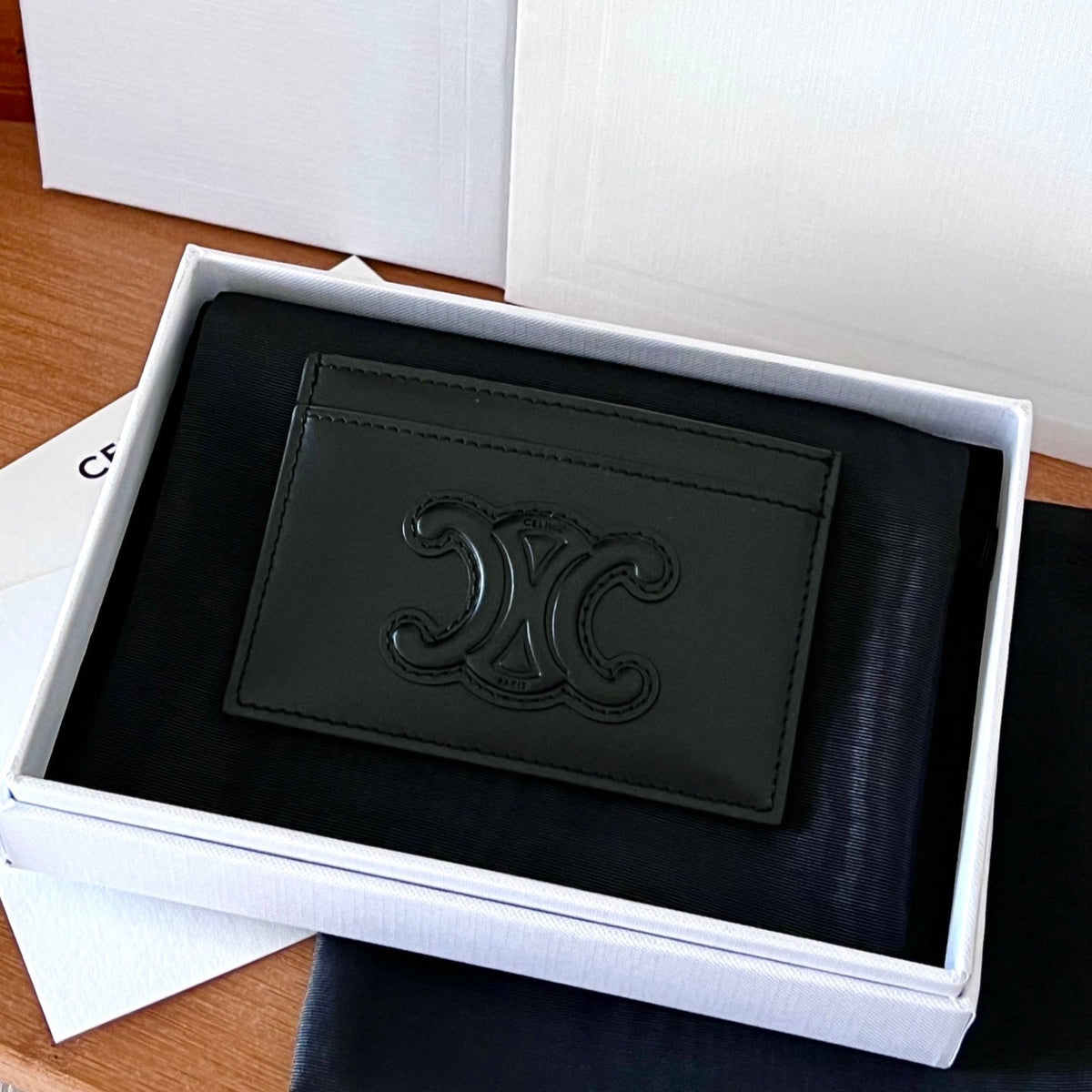 Celine 25S Card Holder Cuir Triomphe 11 in Black Shiny Calfskin